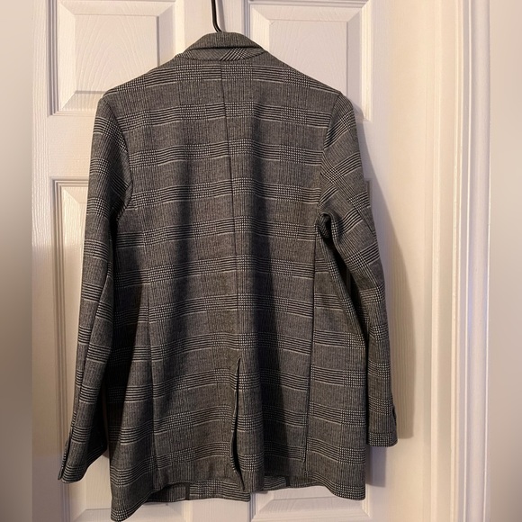 Old Navy black and white Glen Check Plaid Blazer in womens size medium - Picture 4 of 6